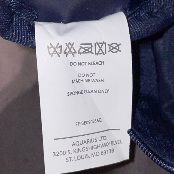 Brand New Never Used Fila “Trap Sack” - Picture 5 of 10